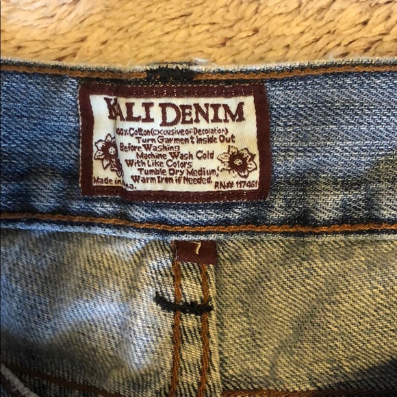 Kali Denim capris - Picture 3 of 5